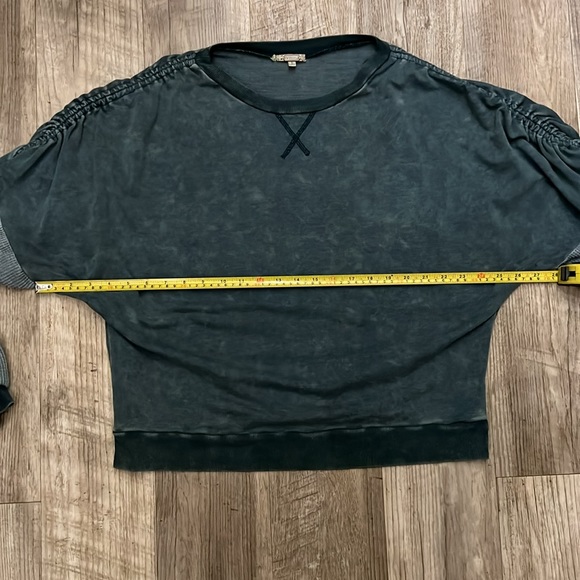 gimmicks by BKE Drop Shoulder Sweatshirt. - Picture 12 of 16